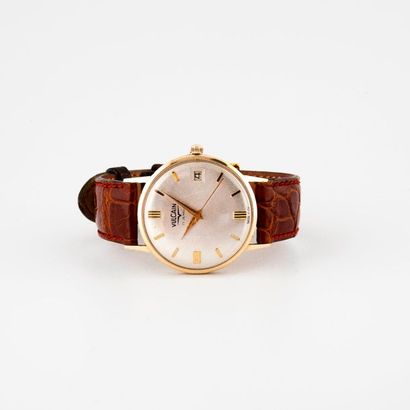 VULCAIN


Montre bracelet d'homme. 

Boîtier...
