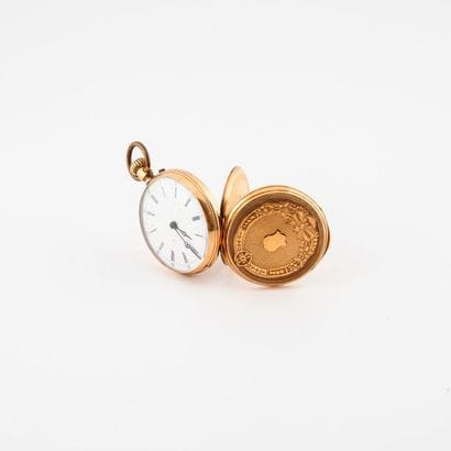 Montre de col en or jaune (750).

Couvercle...