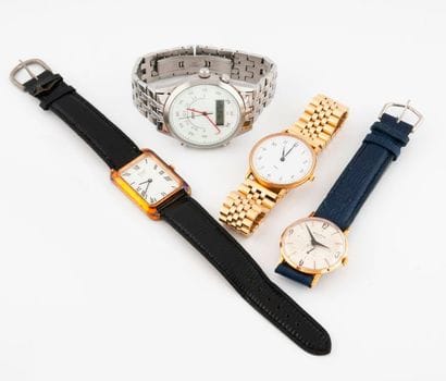 Lot de quatre montres bracelet d'homme en...