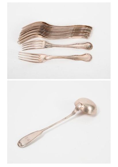Lot de couverts en argent (950) : 

- Louche,...