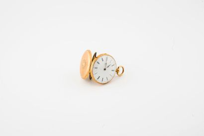 Montre de col en or jaune (750).

Couvercle...