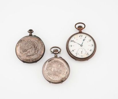 Lot de deux montres de gousset en argent...