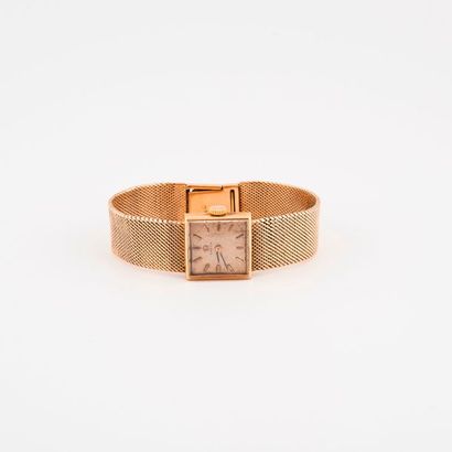 OMEGA


Montre bracelet de dame en or jaune...