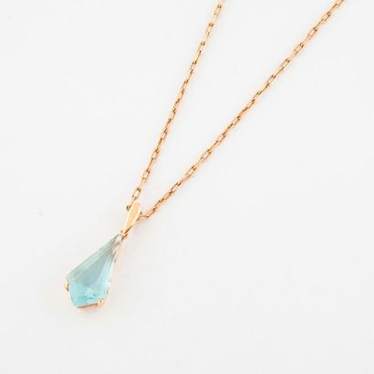 Pendentif en or jaune (750) retenant une...