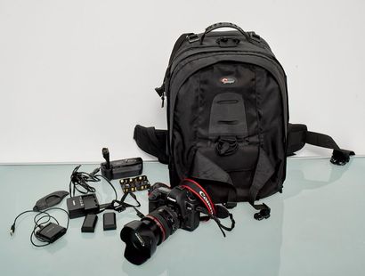 Canon EOS 5D MKII + 24-105mm f/4 + sac Lowe...