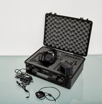 Dos numérique LEAF APTUS 22 dans sa valise...