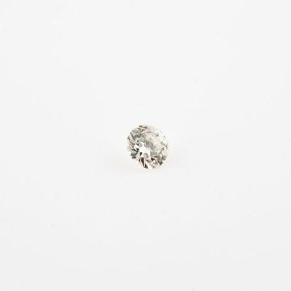 Diamond on half-cut paper.

Weight: 0.71...