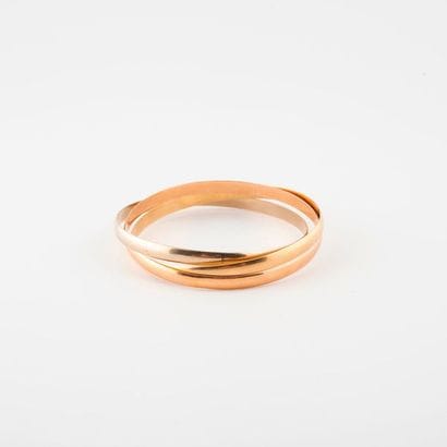 Three-tone (750) triple gold bracelet

Weight:...