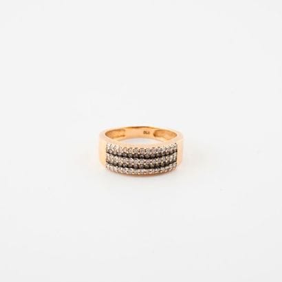 Yellow gold (750) rush ring decorated with...
