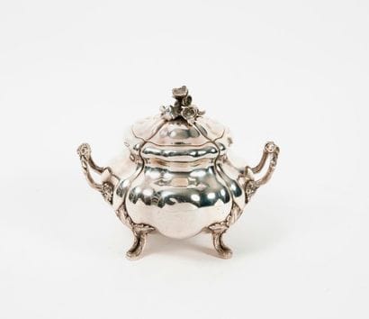 RUSSIA, second half of the 19th century

Quadripod...
