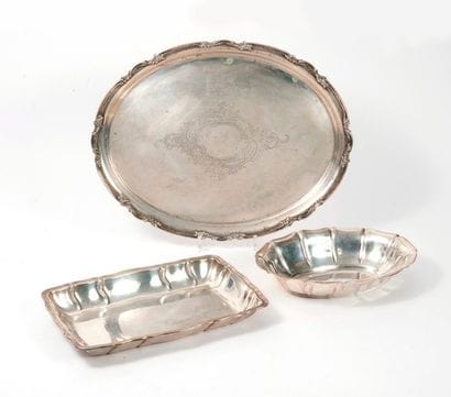 GERMANY

Three silver objects (min. 800):

-...
