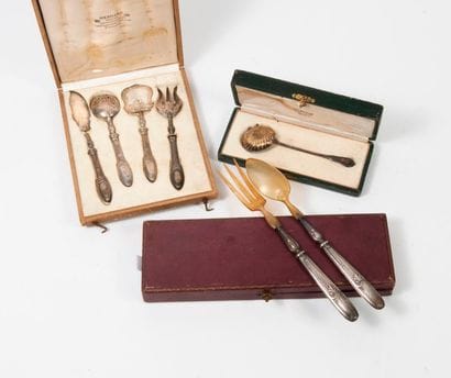 Silver lot (950) including:
- Sprinkle spoon,...