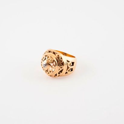 Yellow gold (750) dome ring in yellow gold...