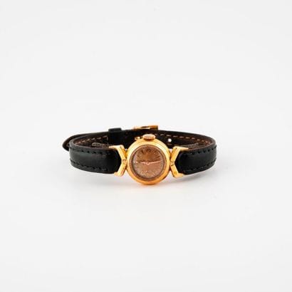OMEGA


Ladies' wristwatch.

Round case in...