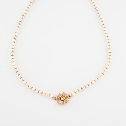 Necklace made of a row of small white cultured...