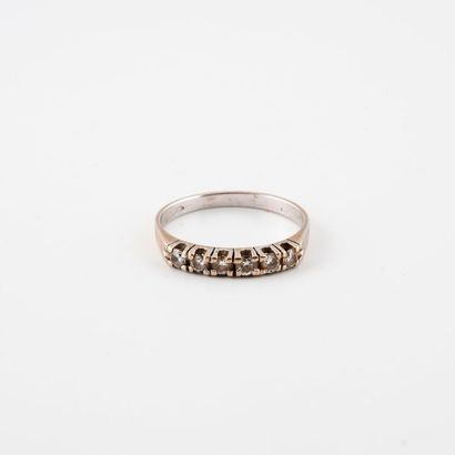 White gold ring (585) set with six brilliant-cut...