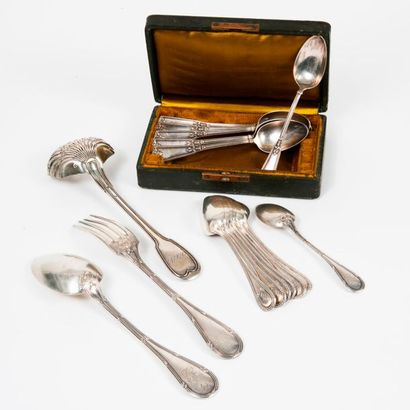 Various silver cutlery (950) :

- Six teaspoons...