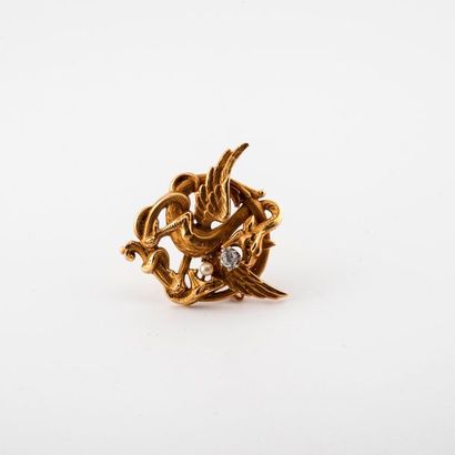 Broche pendentif en or jaune (750) creux...