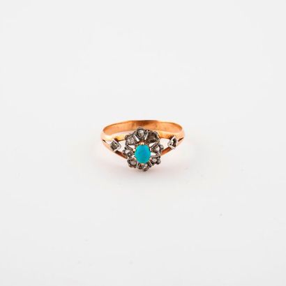 Bague fleur en or jaune (750) et platine...