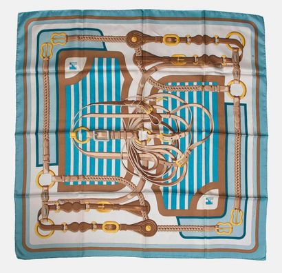 HERMES Paris 
Carré en twill de soie imprimé,...
