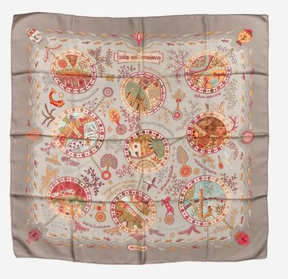HERMES, Paris


Foulard en twill de soie,...
