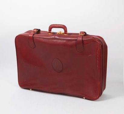 MUST de CARTIER


Valise de forme rectangulaire...