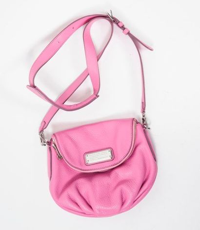 MARC by MARC JACOBS, 


Sac à bandoulière...