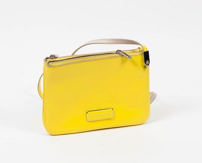 MARC by Marc Jacobs

Pochette à bandoulière...