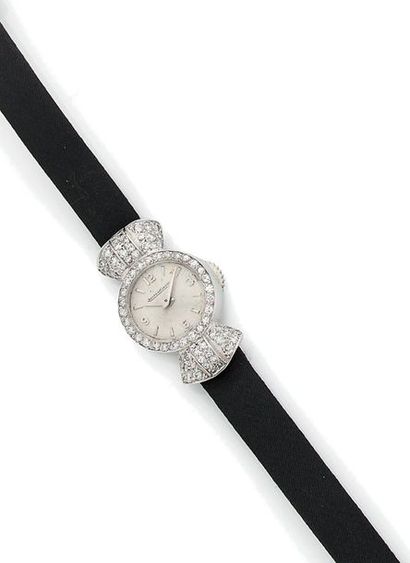 JAEGER-LECOULTRE
Charmante montre bracelet...