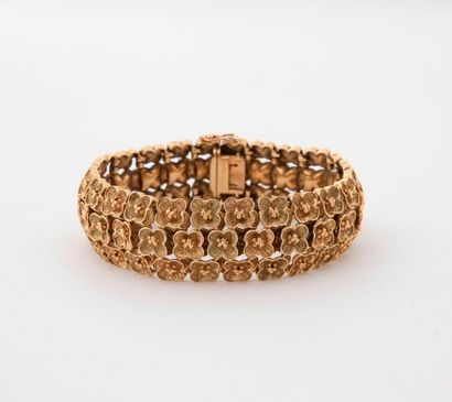 Michèle MORGAN
Braclet articulé en or de...