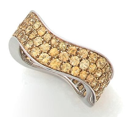 DE GRISOGONO
Onda
Bague bandeau en or gris...