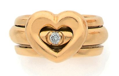 PIAGET
Bague jonc en or jaune (750) centrée...