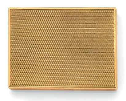 VAN CLEEF & ARPELS
Cigarette case in yellow...