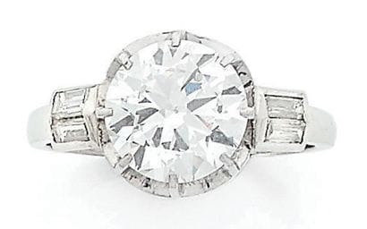 Solitaire ring in platinum (850) set with...