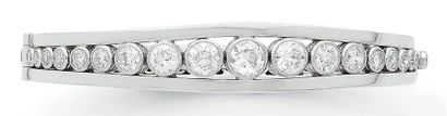 White gold (750) openworked bezel bracelet,...