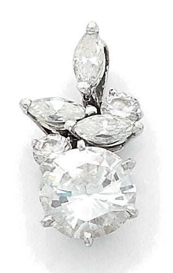 Pendentif en or gris (750) et platine (850),...