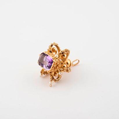 Pendentif en forme de couronne ajourée en...