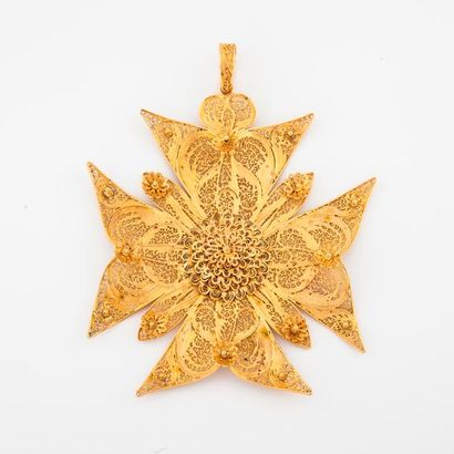 PORTUGAL
Important pendentif en argent (833...