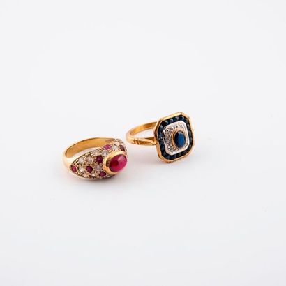 Bague jonc en argent doré (min. 800) centrée...