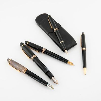 MONTBLANC


Lot de 3 stylos plume en métal...
