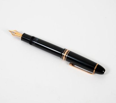 Montblanc, Meisterstück 149 


Stylo-plume...