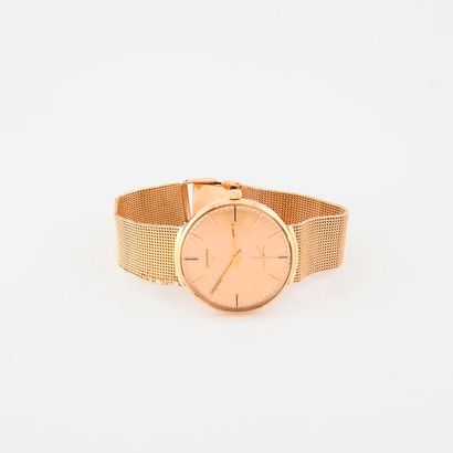 LONGINES


Montre bracelet d'homme en or...
