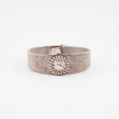 OMEGA DE VILLE


Montre bracelet de dame...