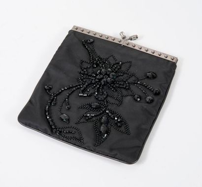 PRADA


Sac du soir noir rectangulaire en...