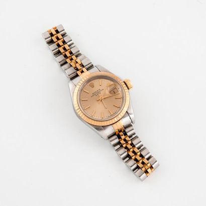 ROLEX, Oyster Perpetual Date 


Montre bracelet...