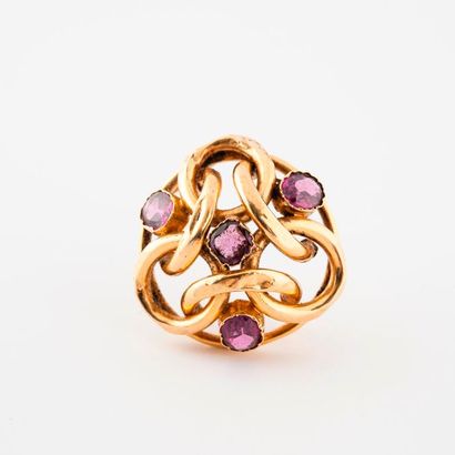 Broche en or jaune (750) figurant des anneaux...