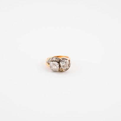 Small you and me ring in yellow gold (750)...