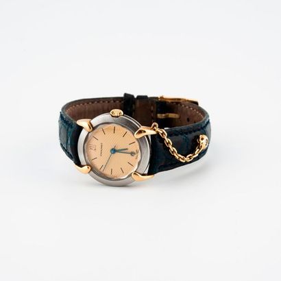 CHAUMET, Griffe 


Montre bracelet de dame.

Boîtier...