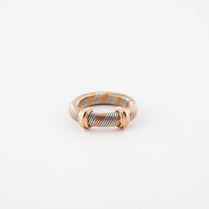 CARTIER, Trinity 


Large three-colour gold...