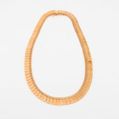 Yellow gold necklace (750) with articulated...